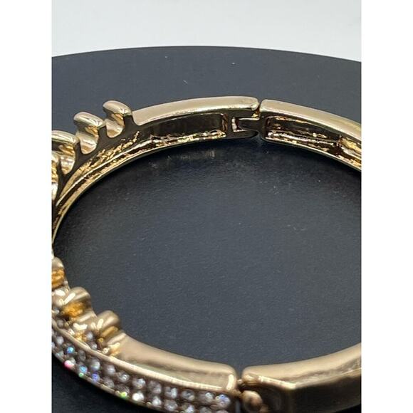 Juicy Couture Signed Gold Tone Pave Crown Royal Bling Bangle Bracelet - Picture 11 of 14